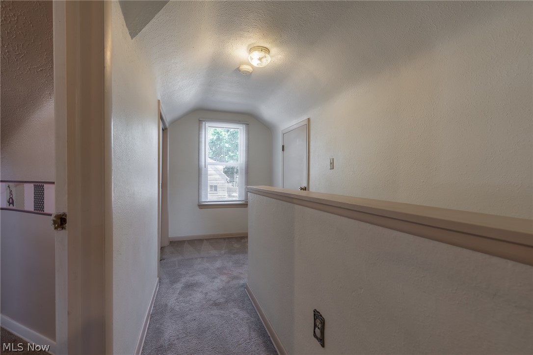 5561 Orchid Avenue