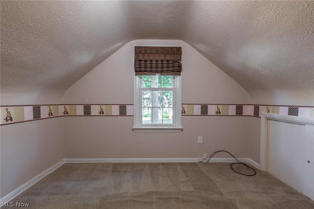 5561 Orchid Avenue