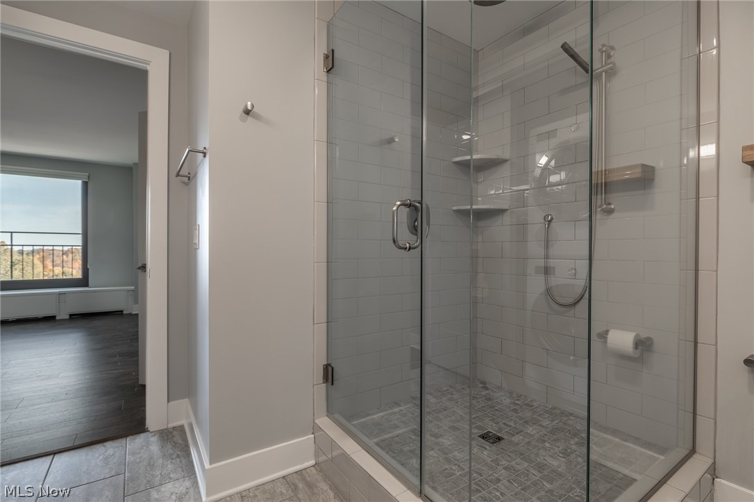 1 Bratenahl Place Unit: 901