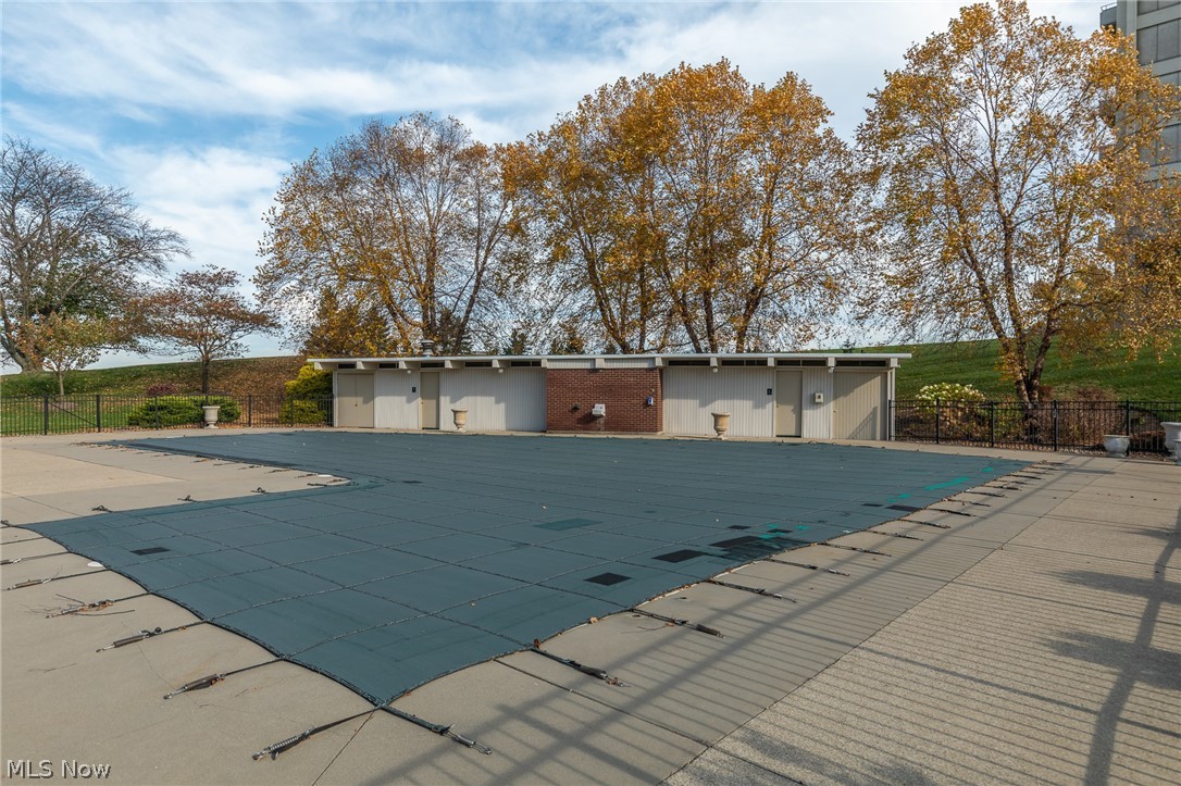1 Bratenahl Place Unit: 901
