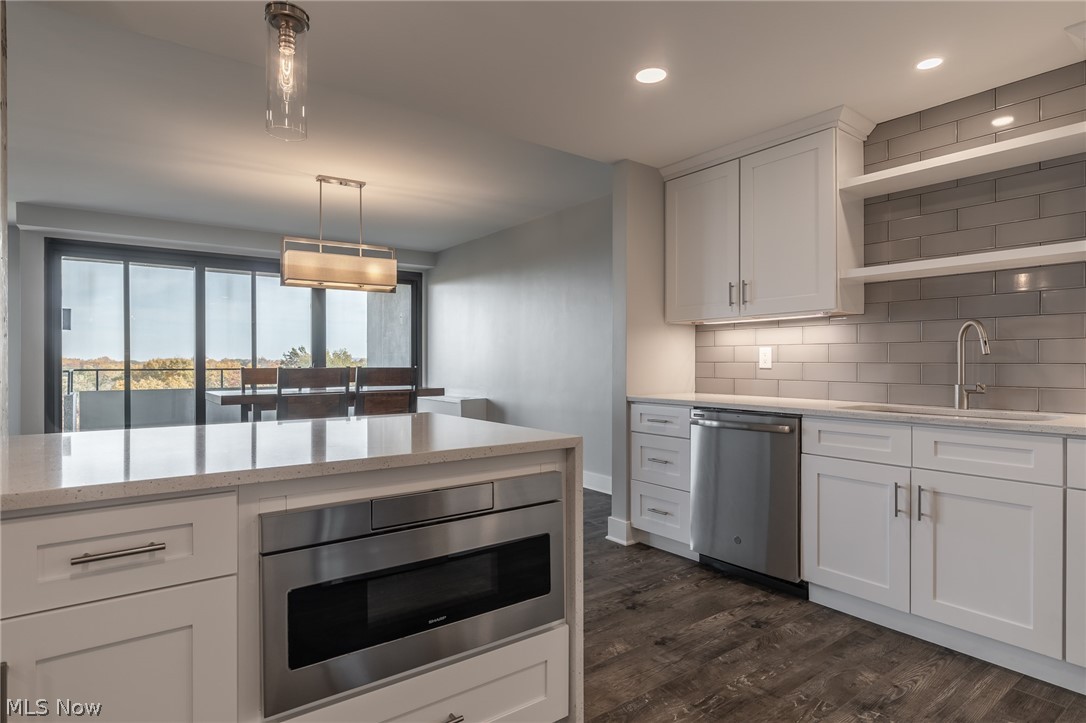 1 Bratenahl Place Unit: 901