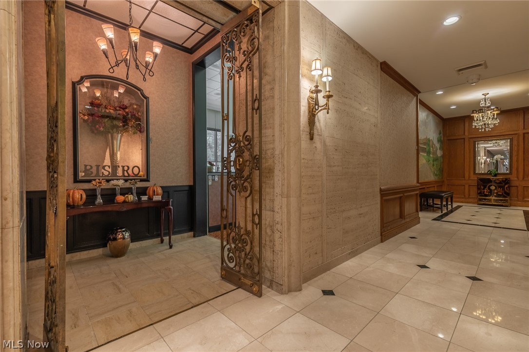 1 Bratenahl Place Unit: 901