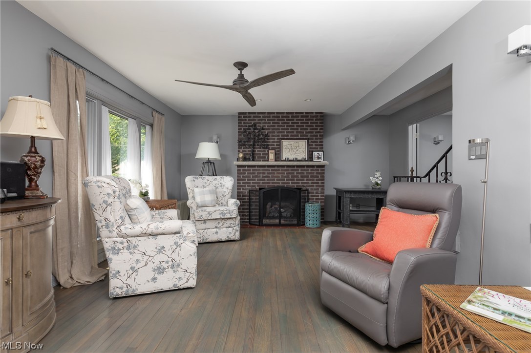27 Minnewawa Drive
