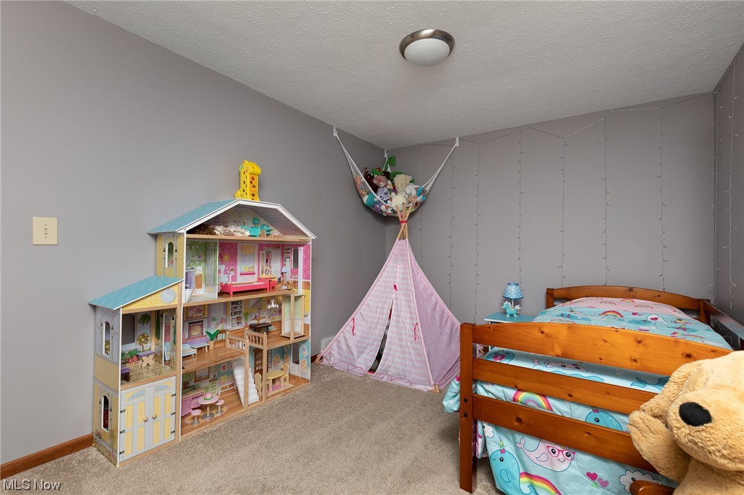 7147 Windmill Lane