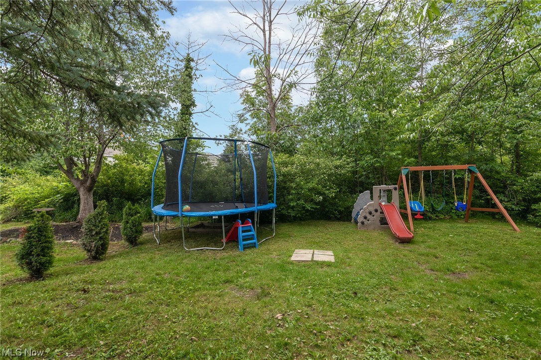 7147 Windmill Lane