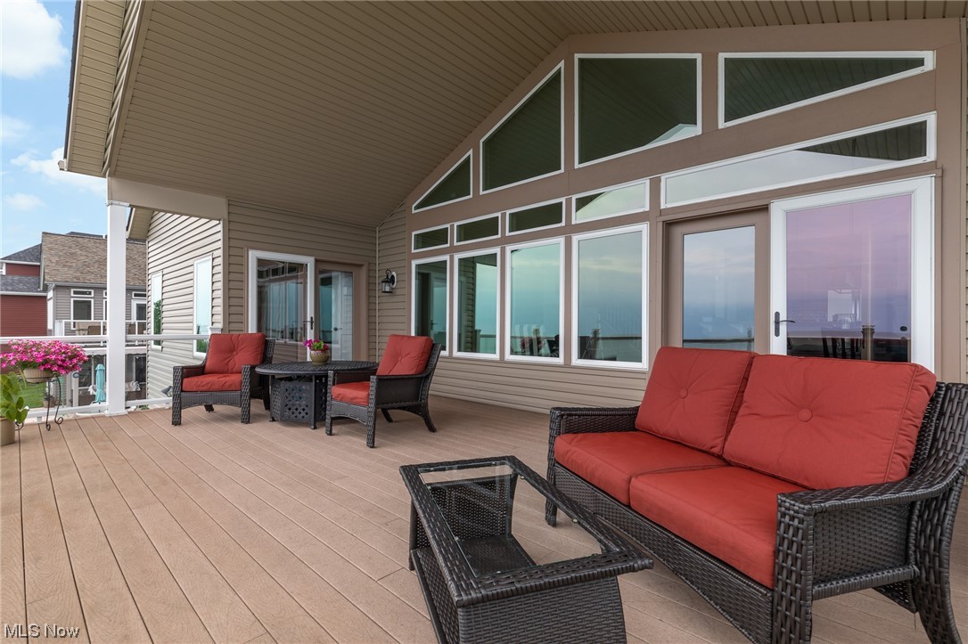 1563 Villa Grande Drive