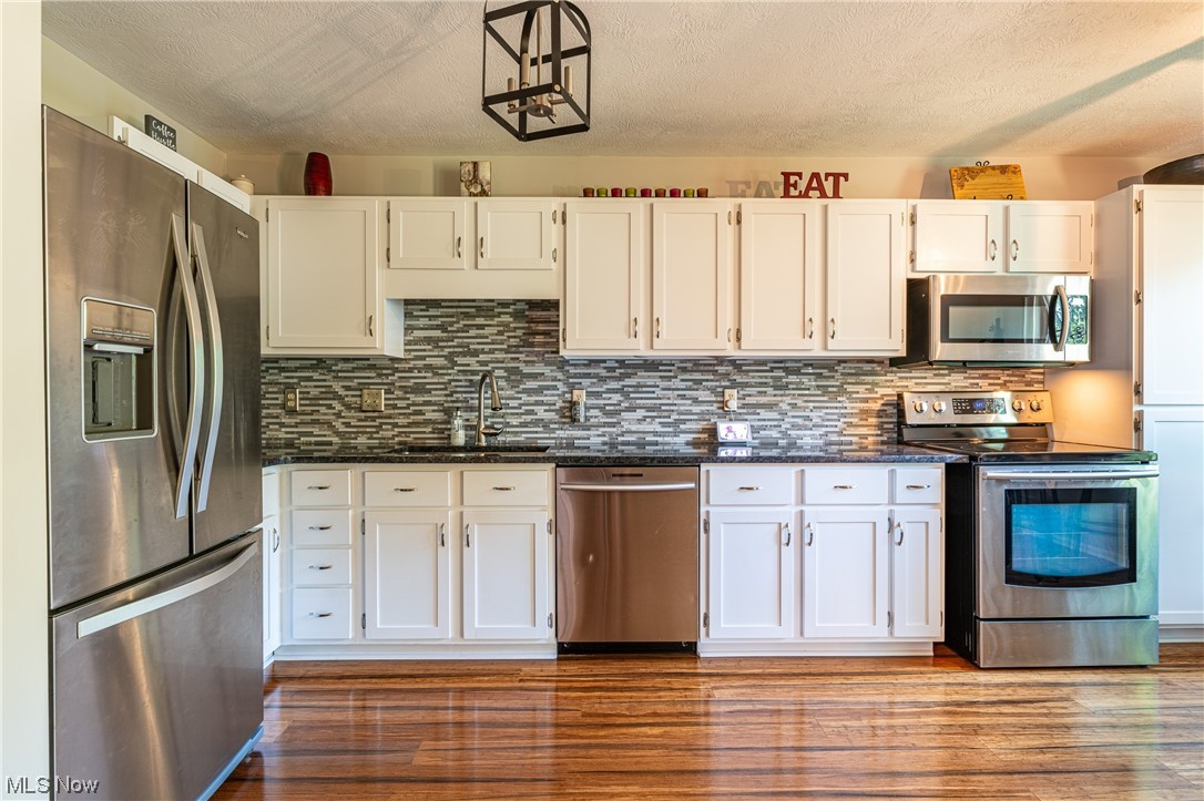 6012 Cabot Court
