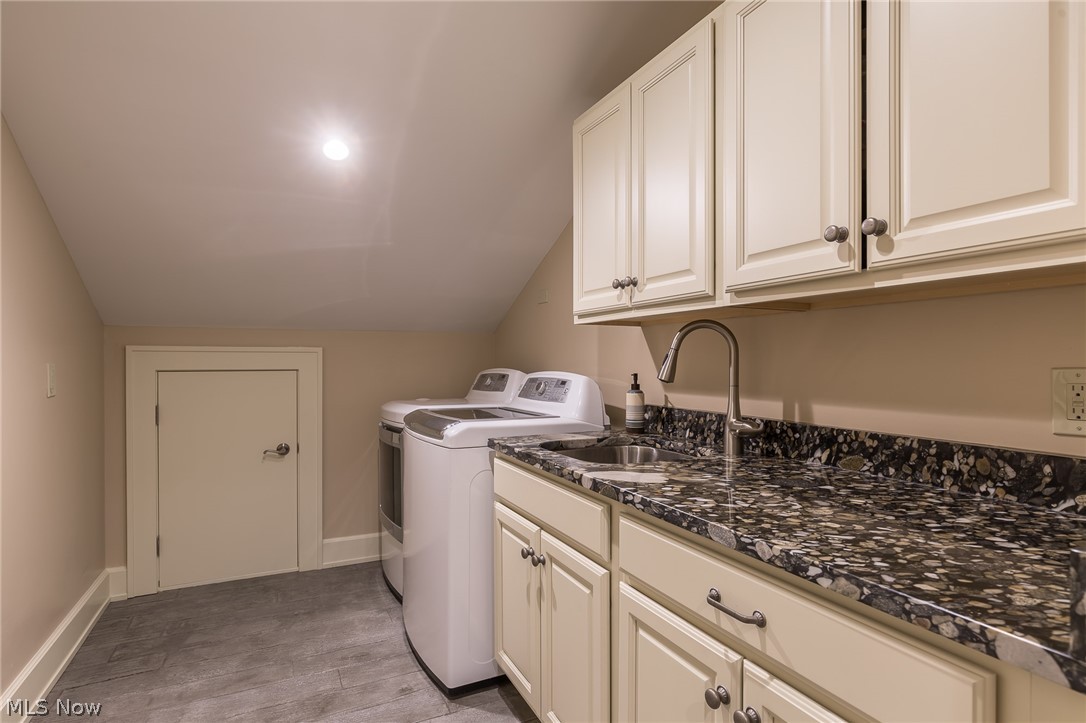 7482 Center Street 1-2