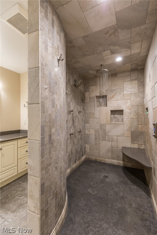 7482 Center Street 1-2