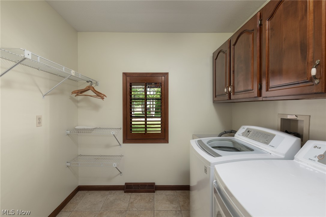 12414 Stockbridge