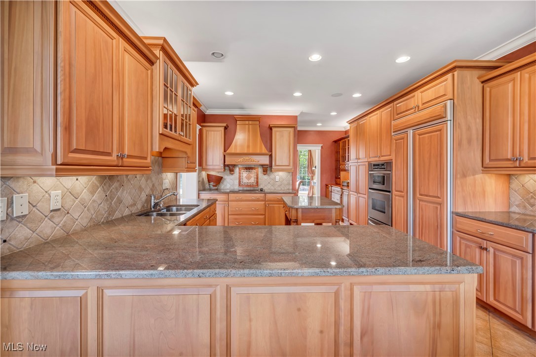 280 W Edinburgh Drive