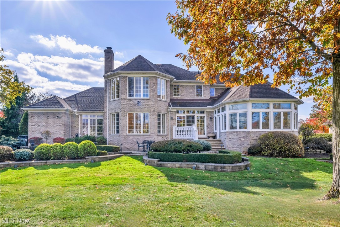 280 W Edinburgh Drive