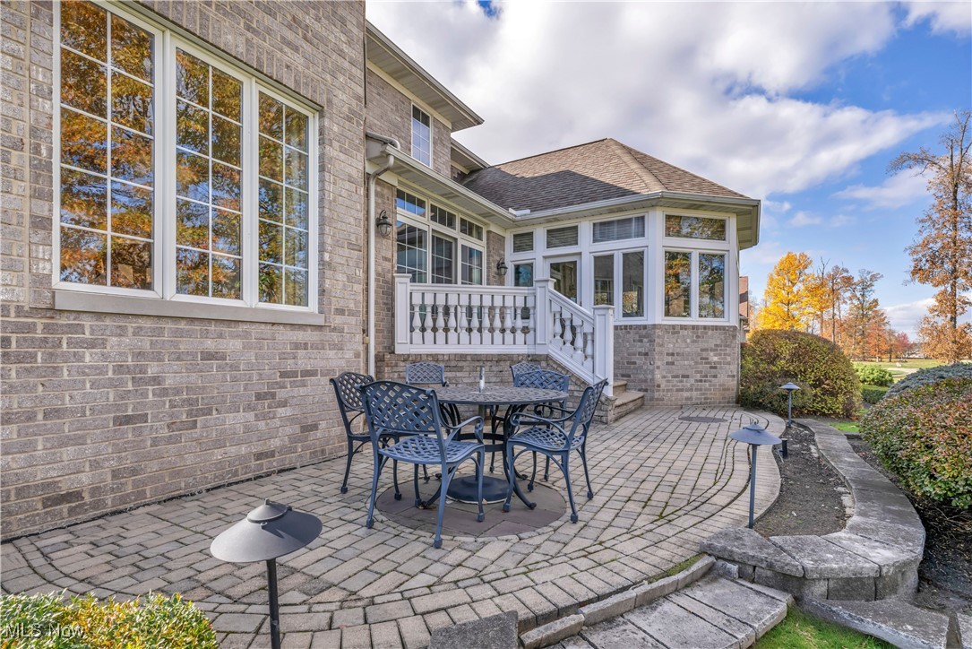 280 W Edinburgh Drive