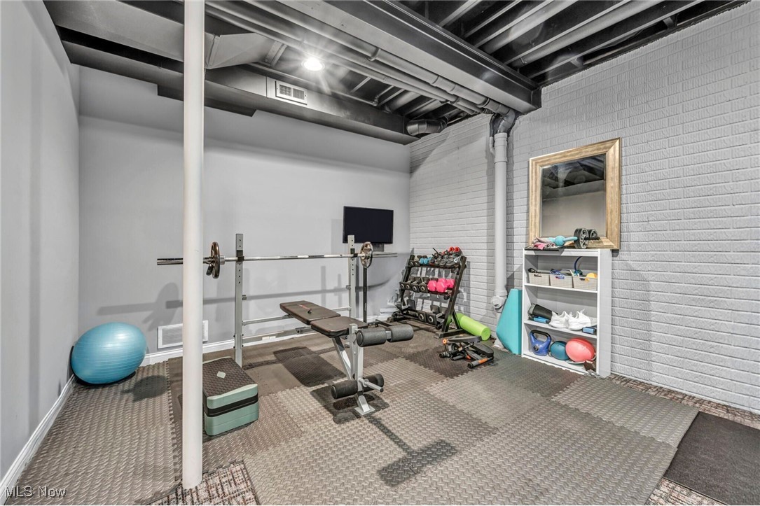 7584 Sarah Lee Drive