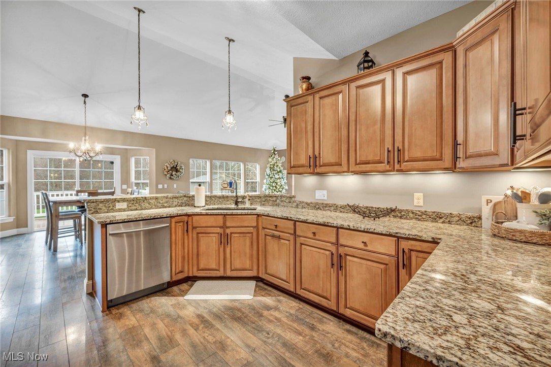 7584 Sarah Lee Drive