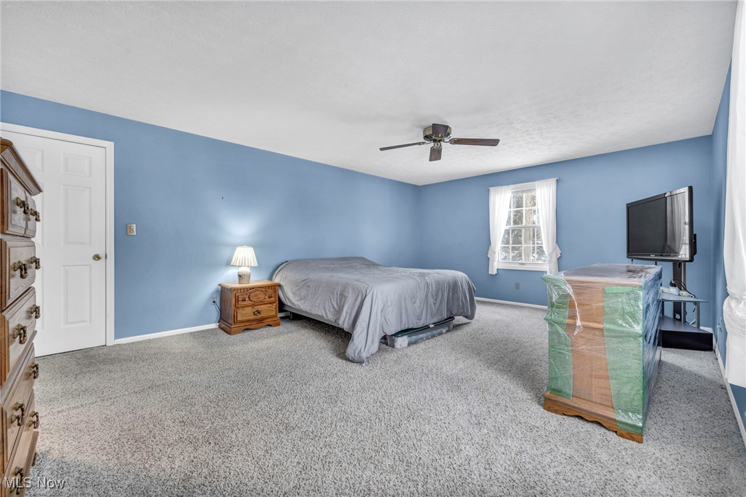 10121 Hobby Horse Lane