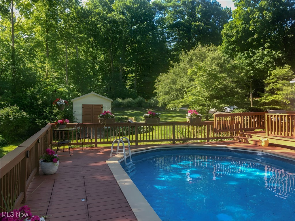 10121 Hobby Horse Lane