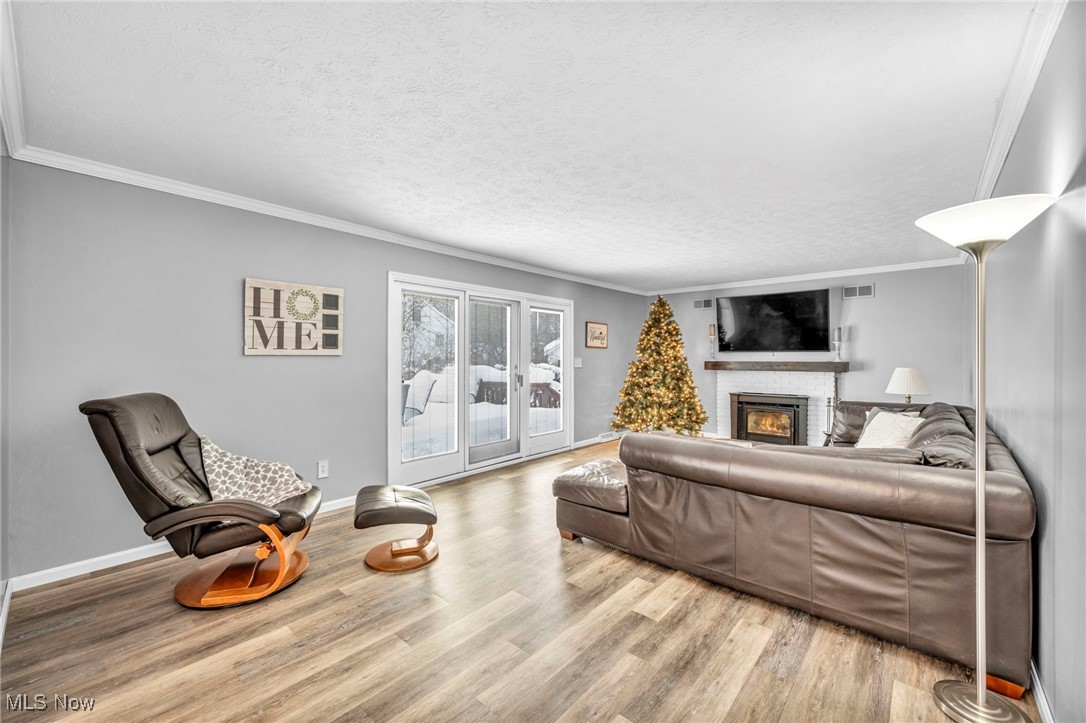 10121 Hobby Horse Lane