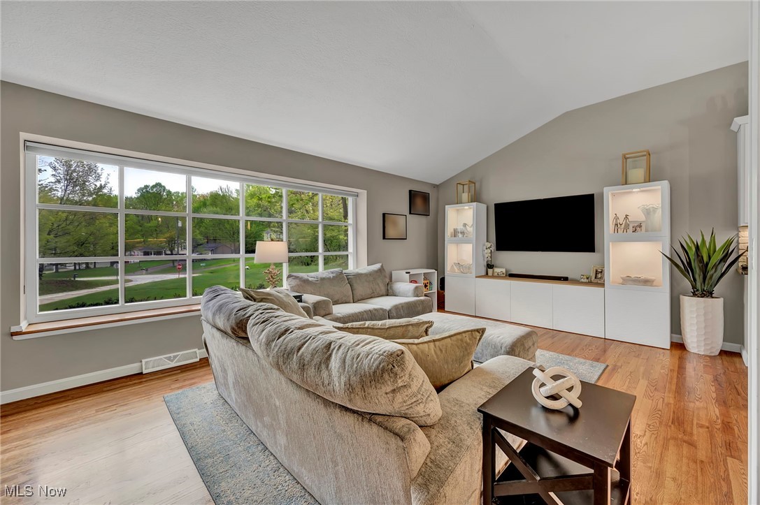 7805 Skylineview Drive