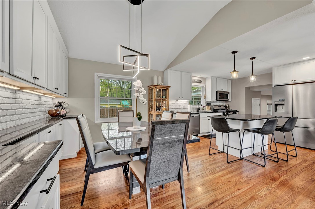 7805 Skylineview Drive