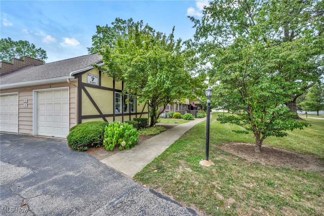 8240 Deepwood Boulevard Bldg. 7/Unit 8