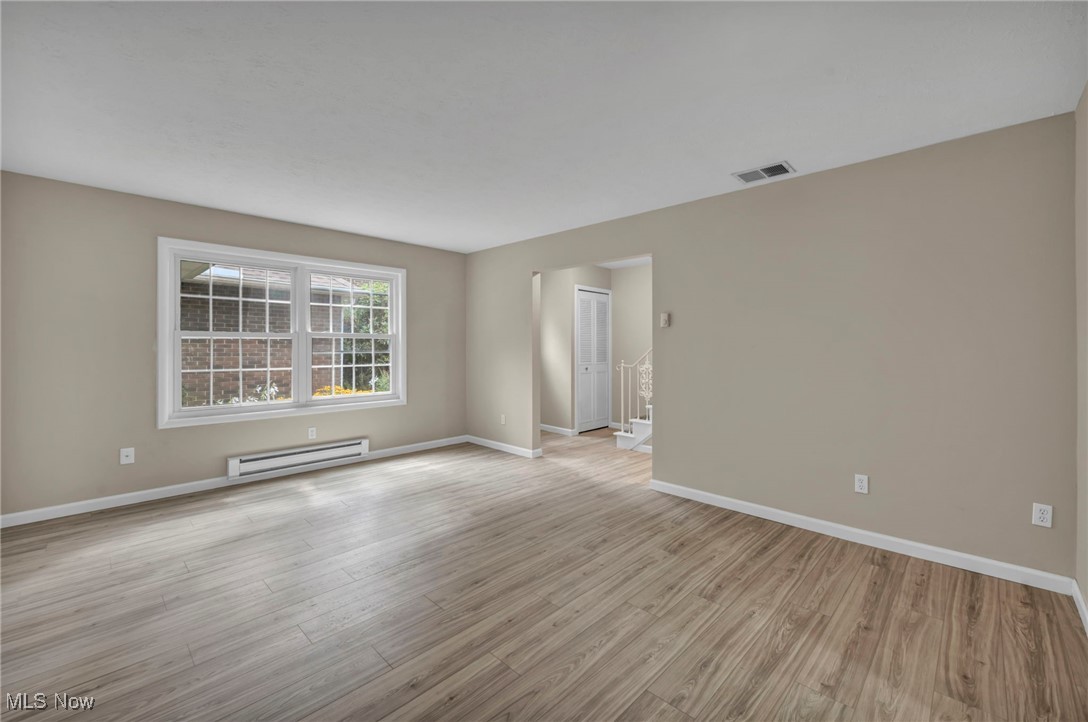 8240 Deepwood Boulevard Bldg. 7/Unit 8