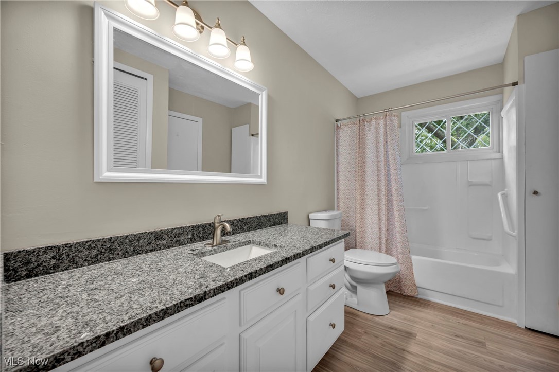 8240 Deepwood Boulevard Bldg. 7/Unit 8
