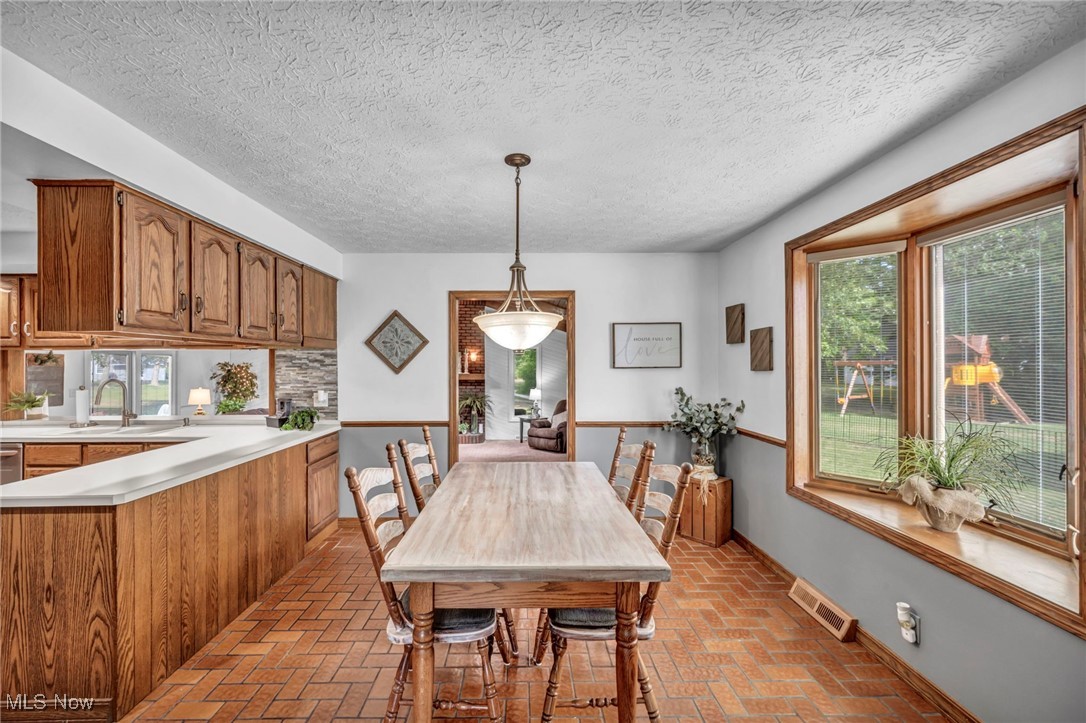 8795 Gatewood Drive