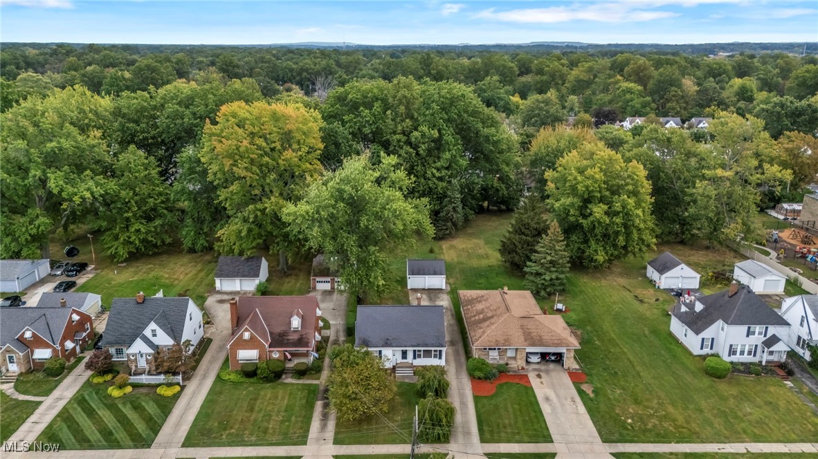 297 E 260th Street