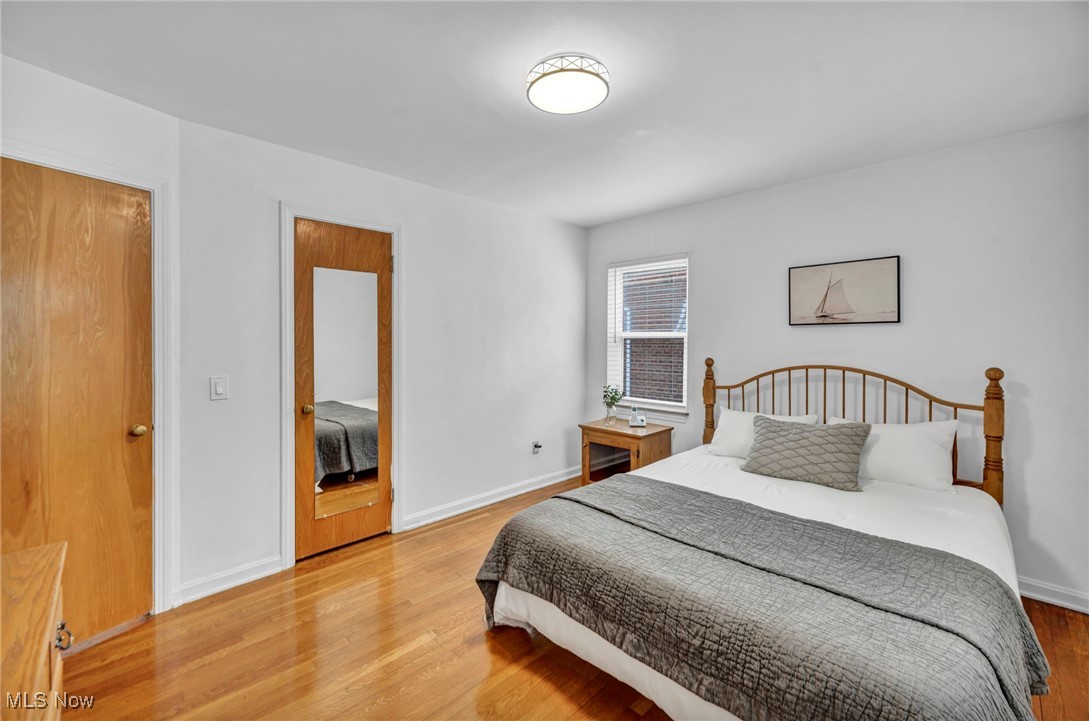 297 E 260th Street