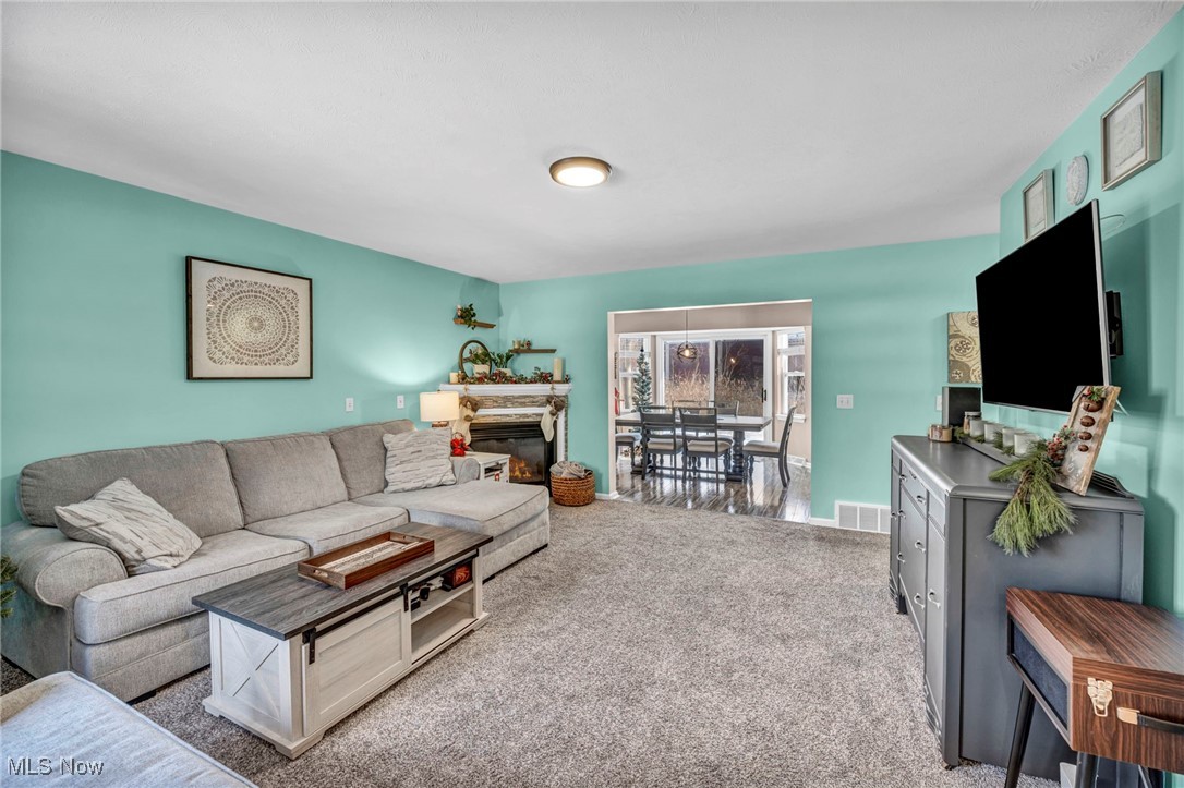 5827 Tanager Court