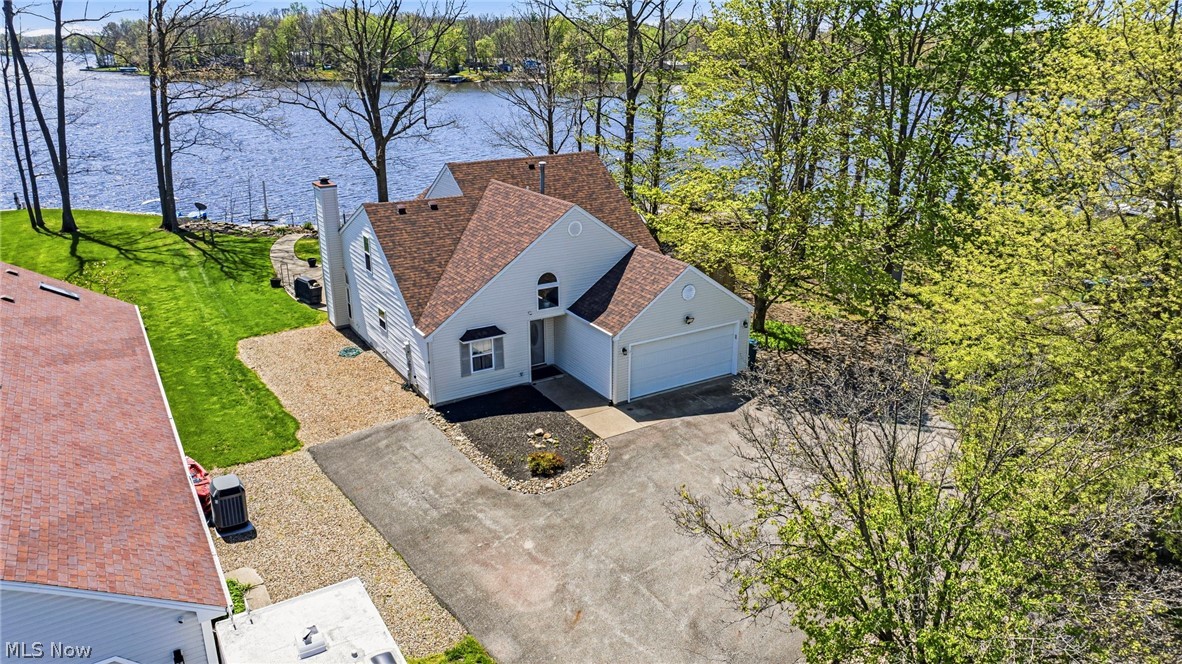 2528 Tupelo Drive