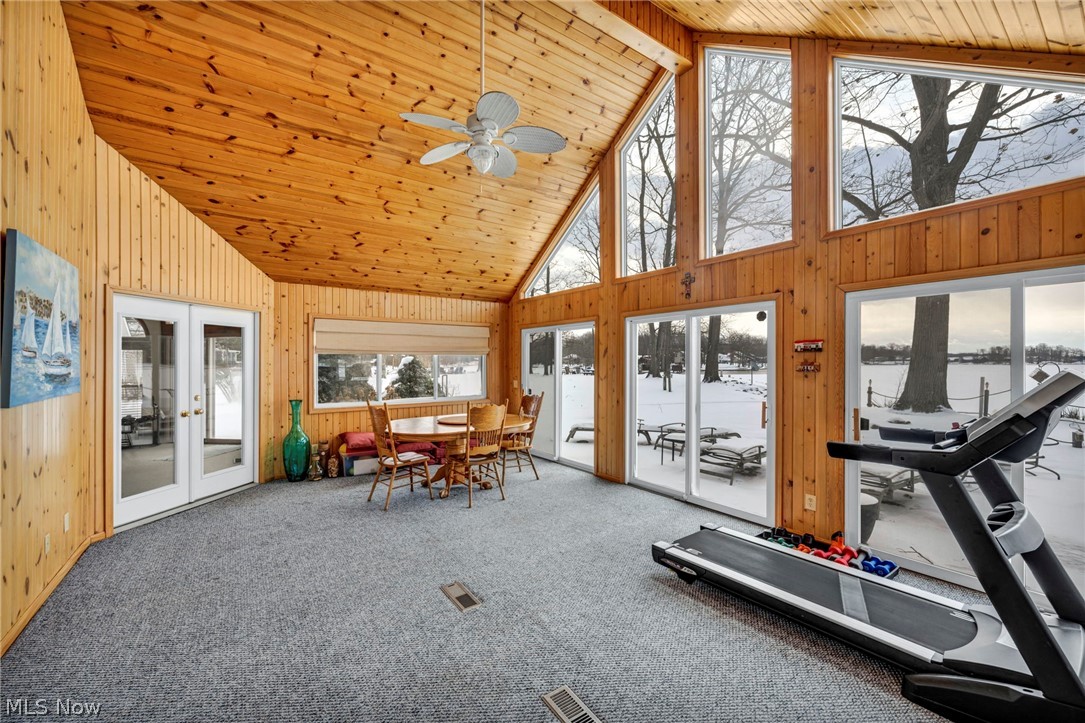 2528 Tupelo Drive
