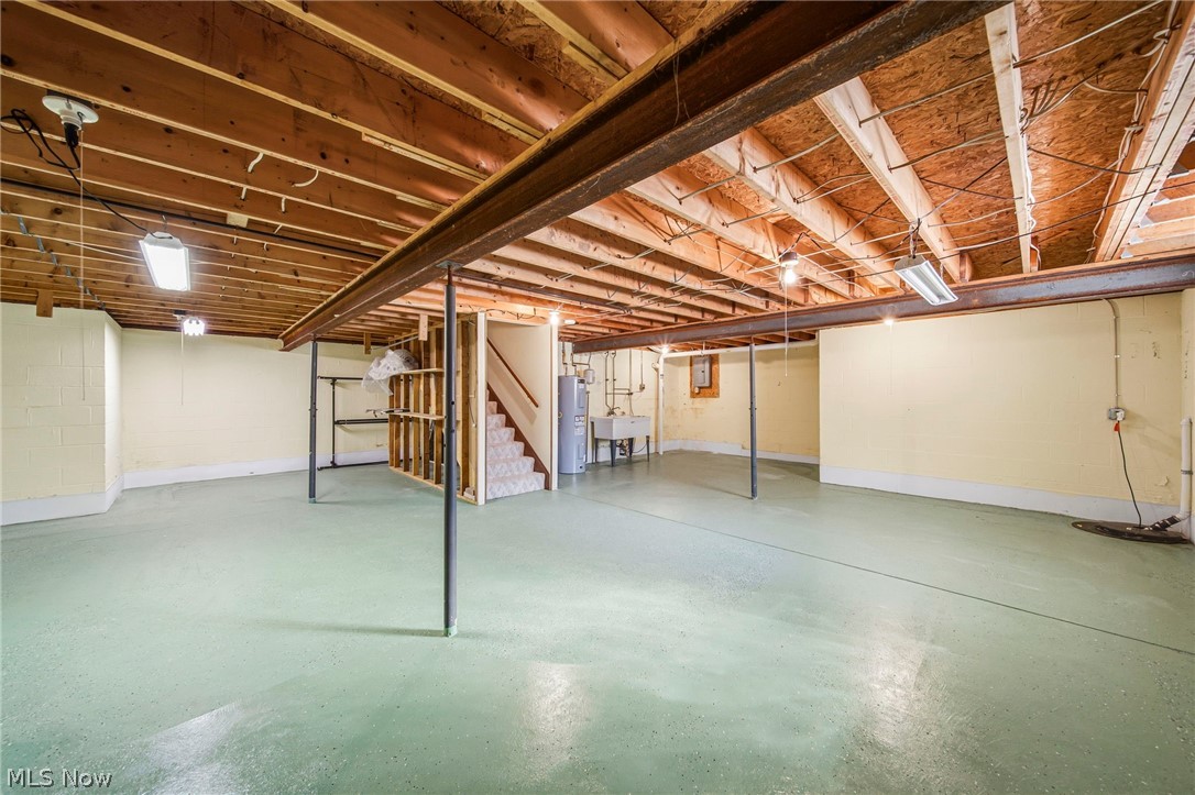 244 S Oval Drive