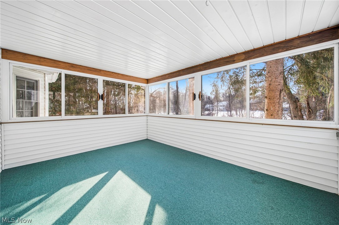 244 S Oval Drive