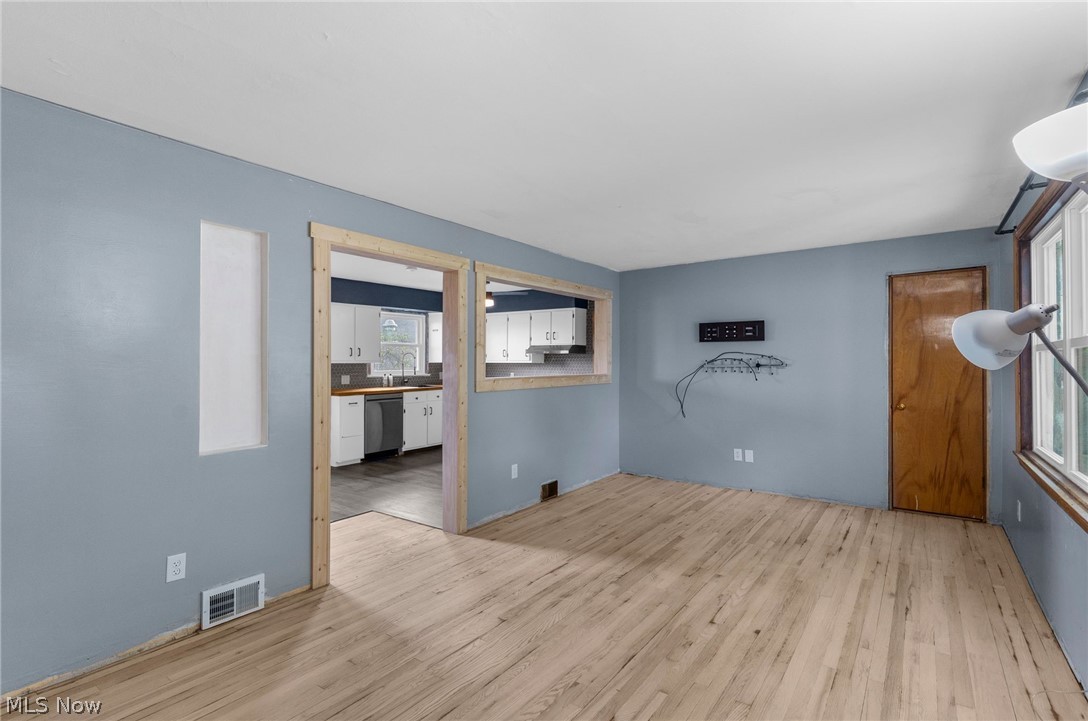 401 E Wilson Avenue