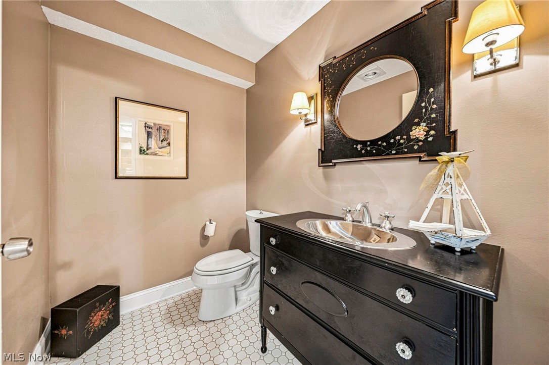7280 Waterfowl Way