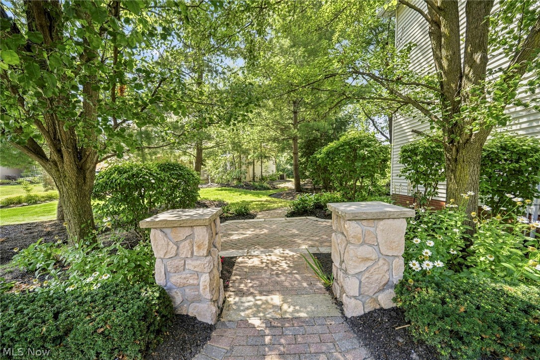 7280 Waterfowl Way