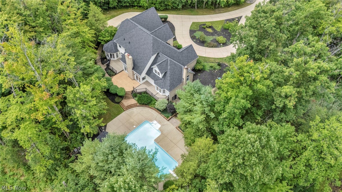 8215 Eagle Ridge Drive
