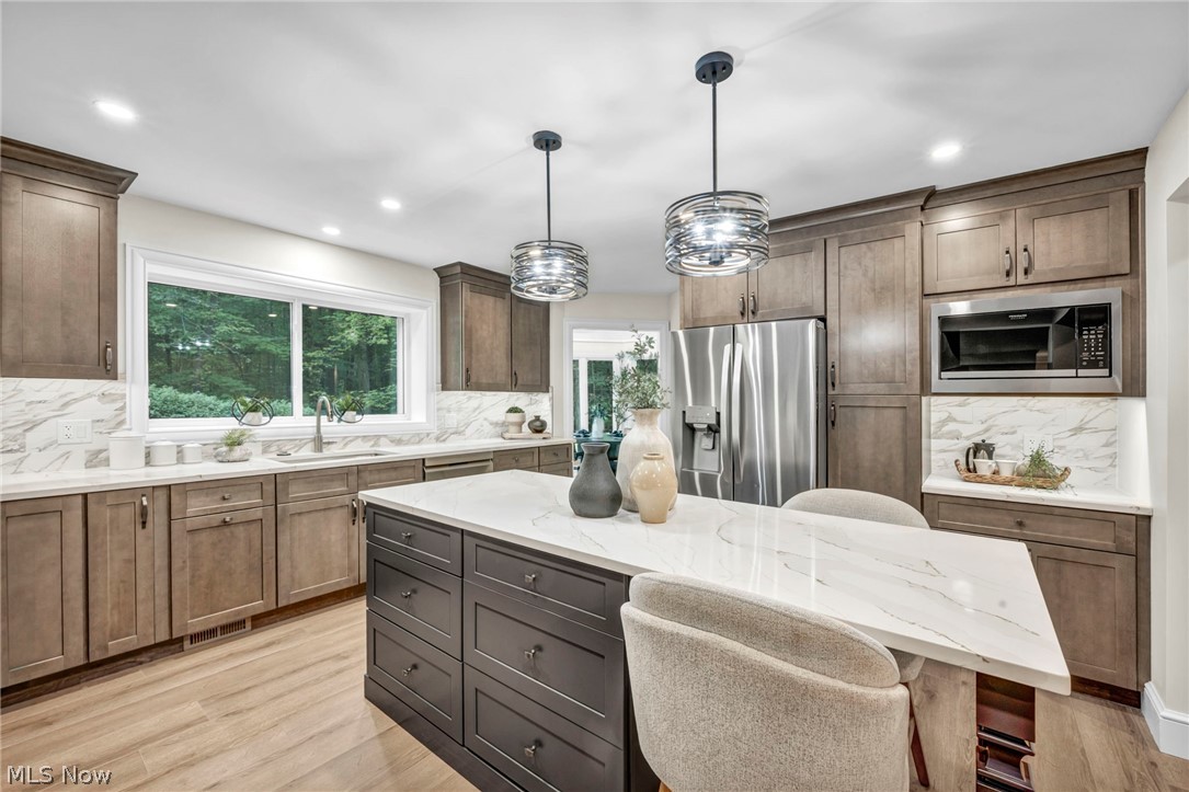 8215 Eagle Ridge Drive