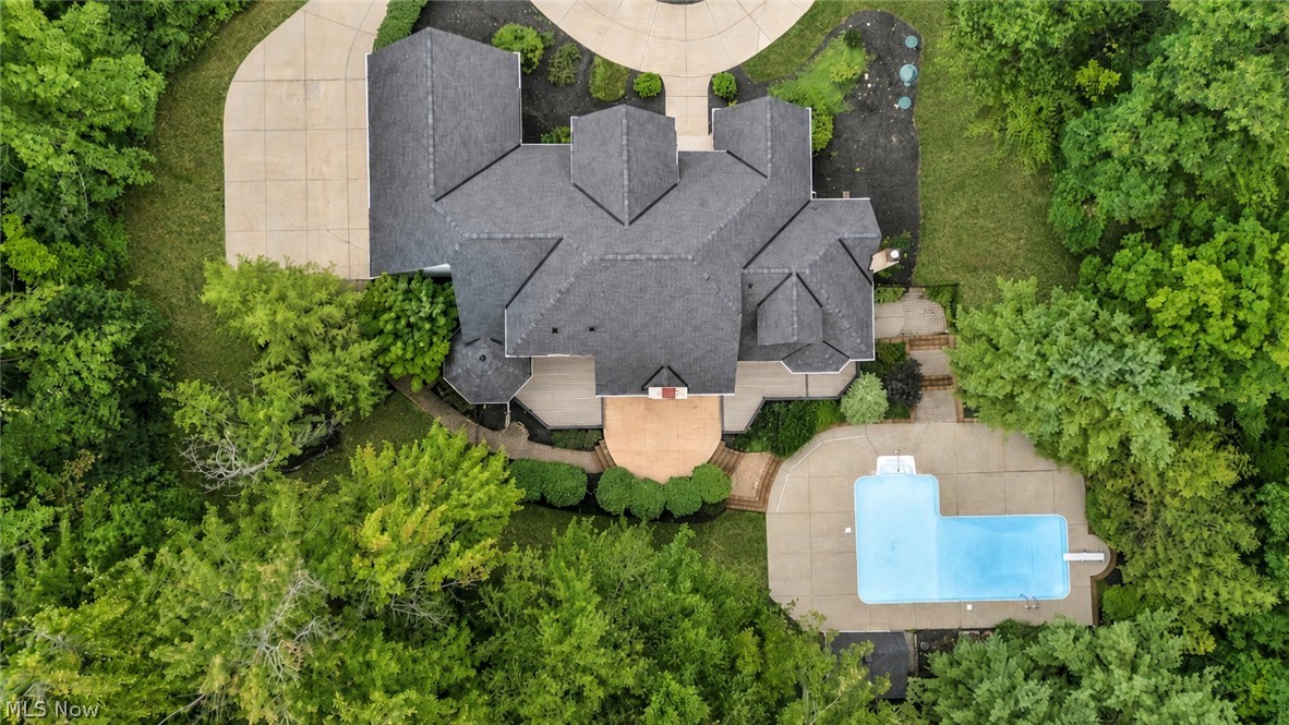 8215 Eagle Ridge Drive