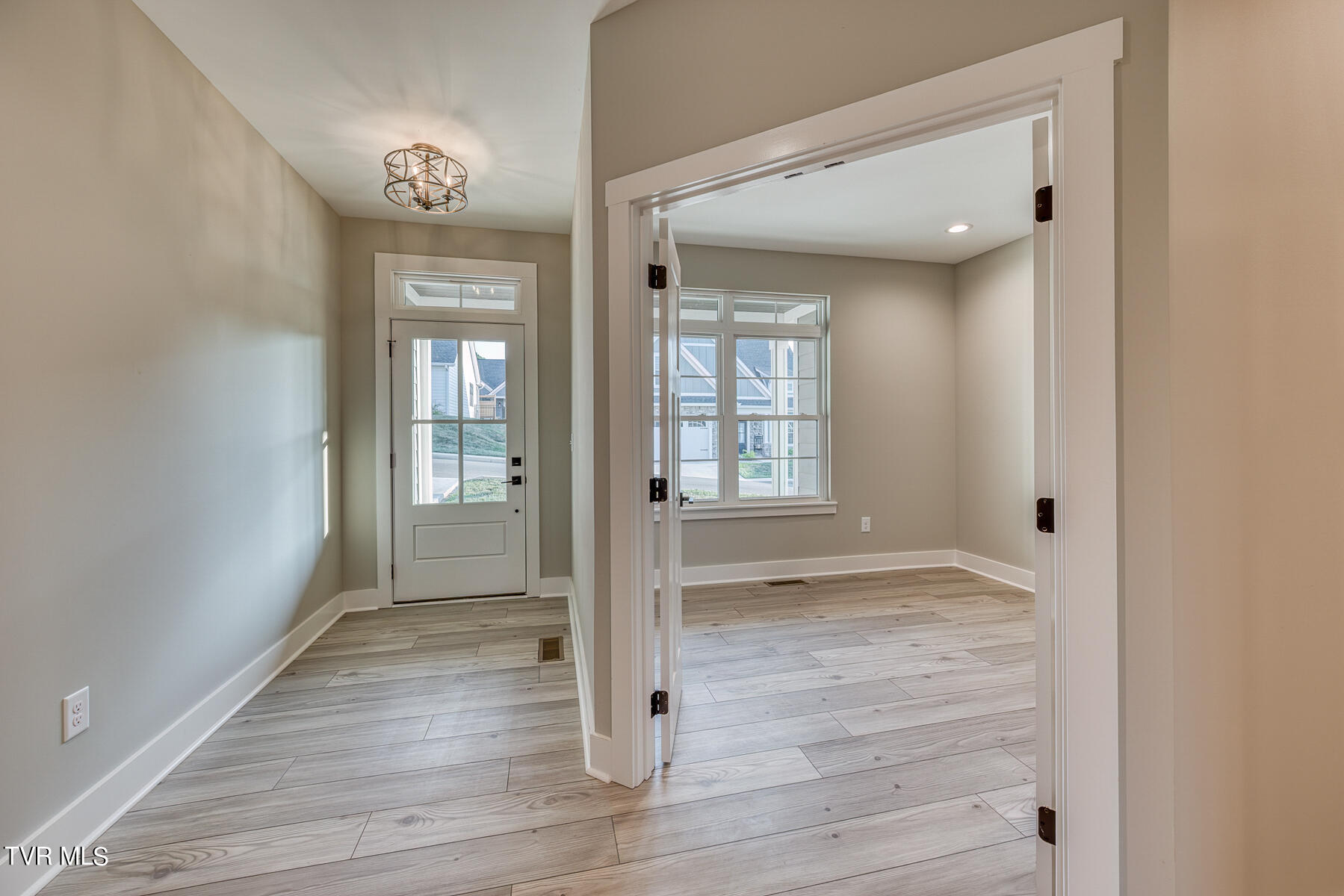 136 Slonaker Circle