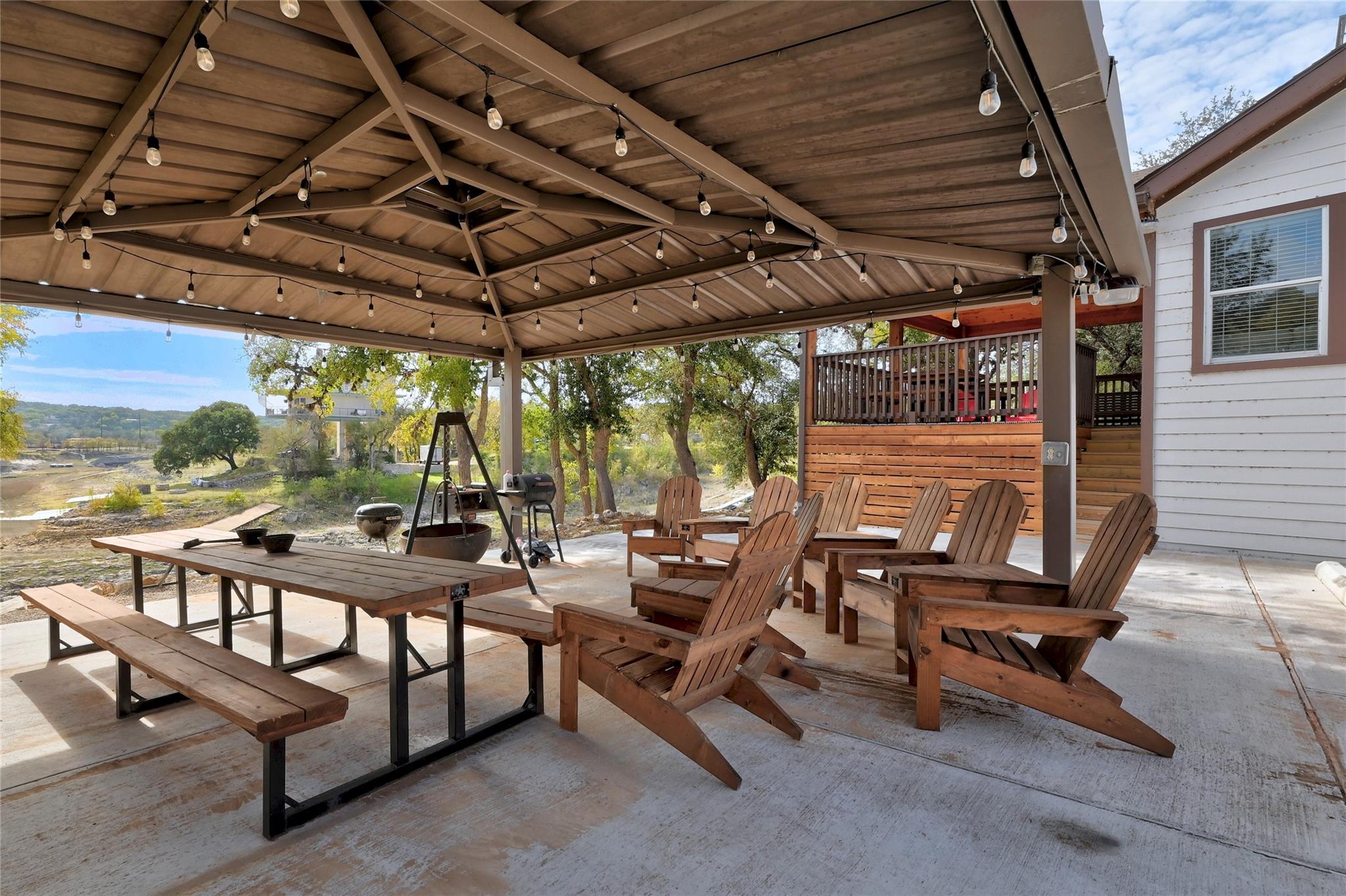 2903 Oak Ridge DR