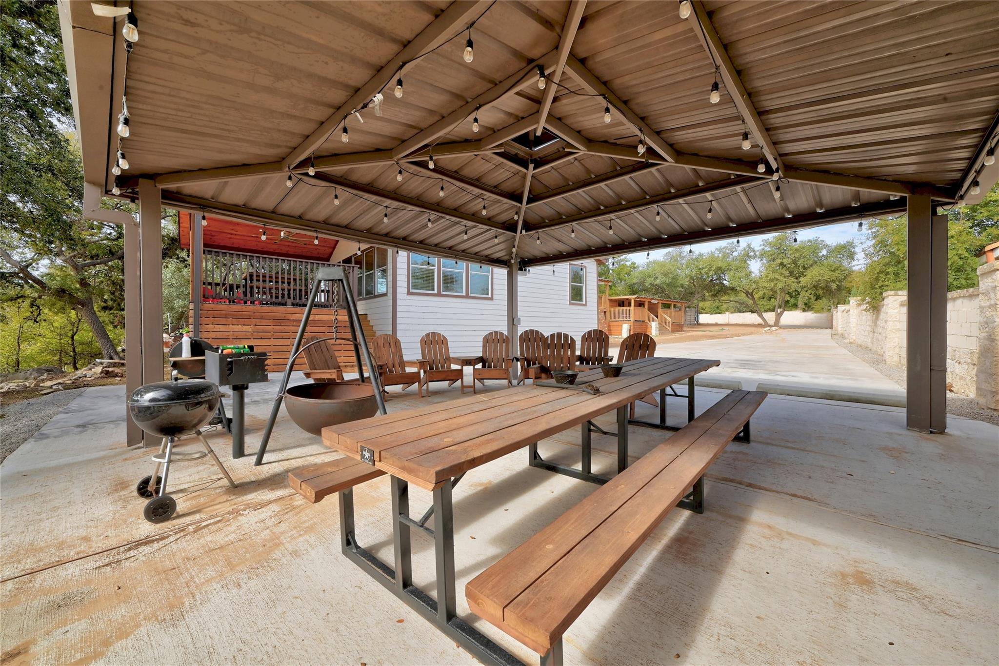2903 Oak Ridge DR