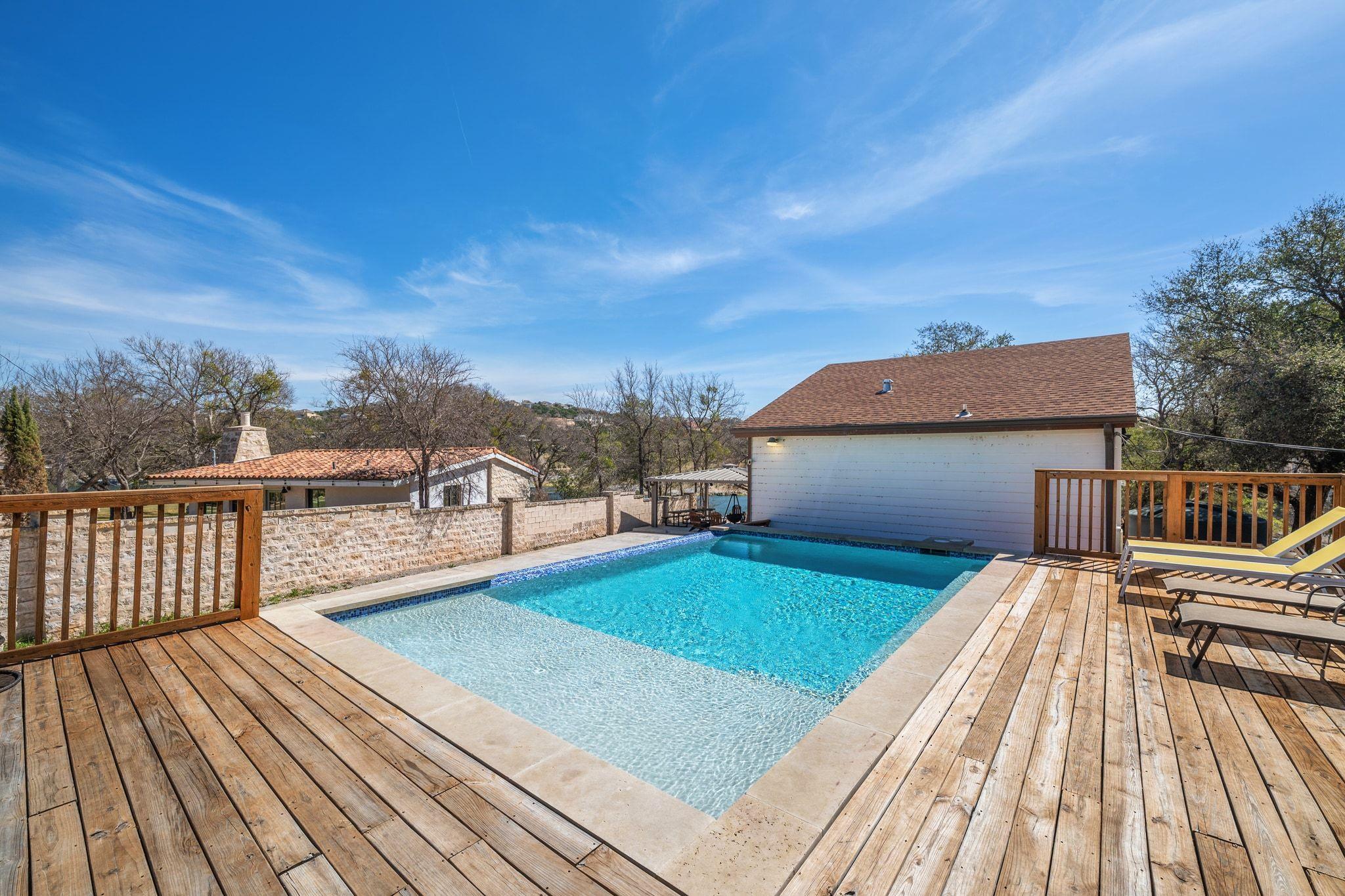 2903 Oak Ridge DR