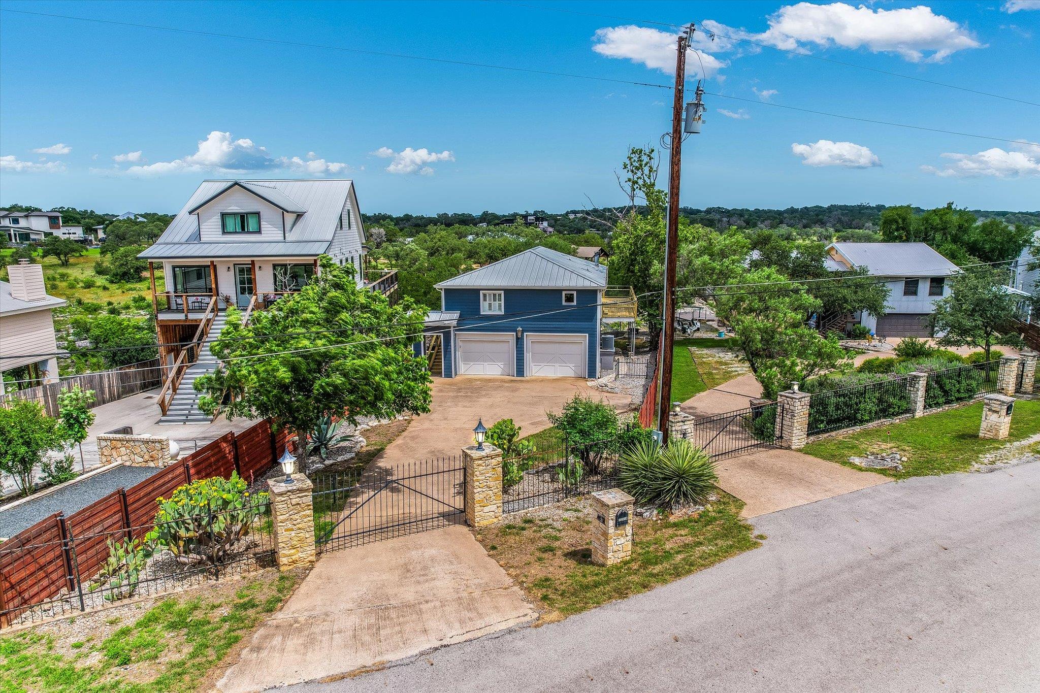 22514 Felicia DR