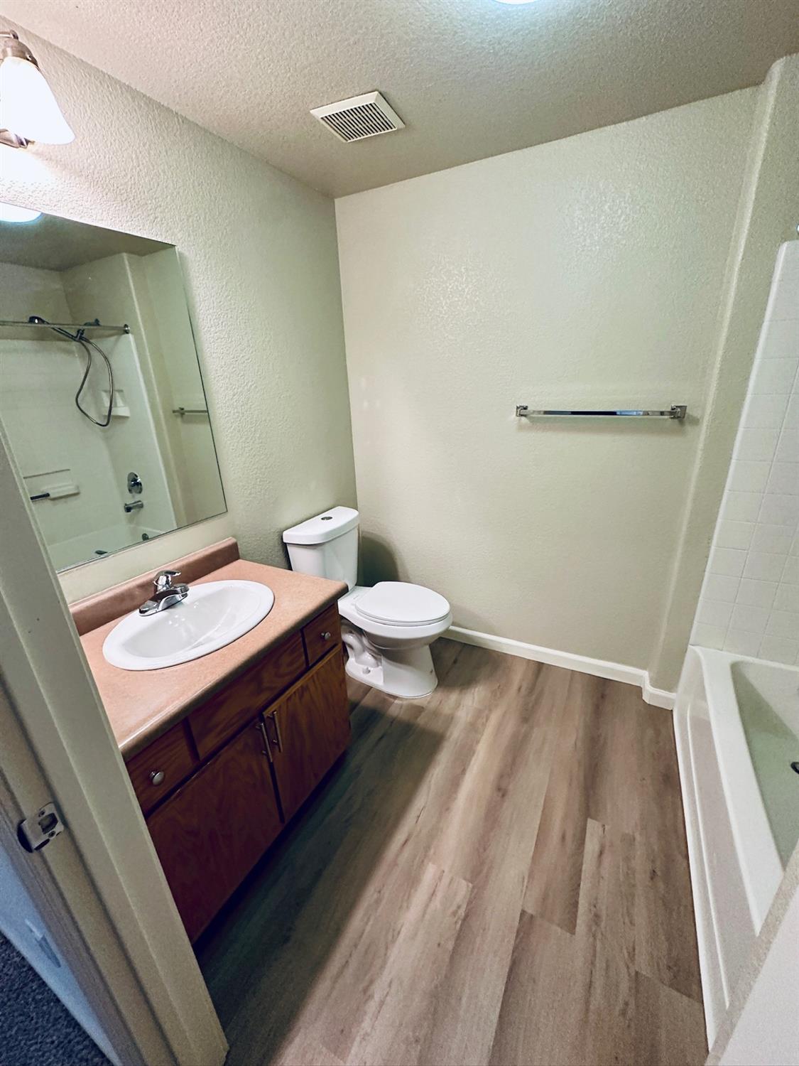 10001 Woodcreek Oaks Boulevard 226