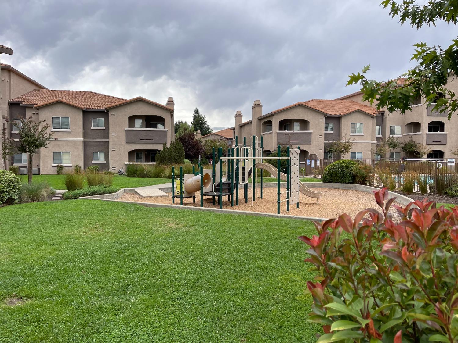 10001 Woodcreek Oaks Boulevard 226