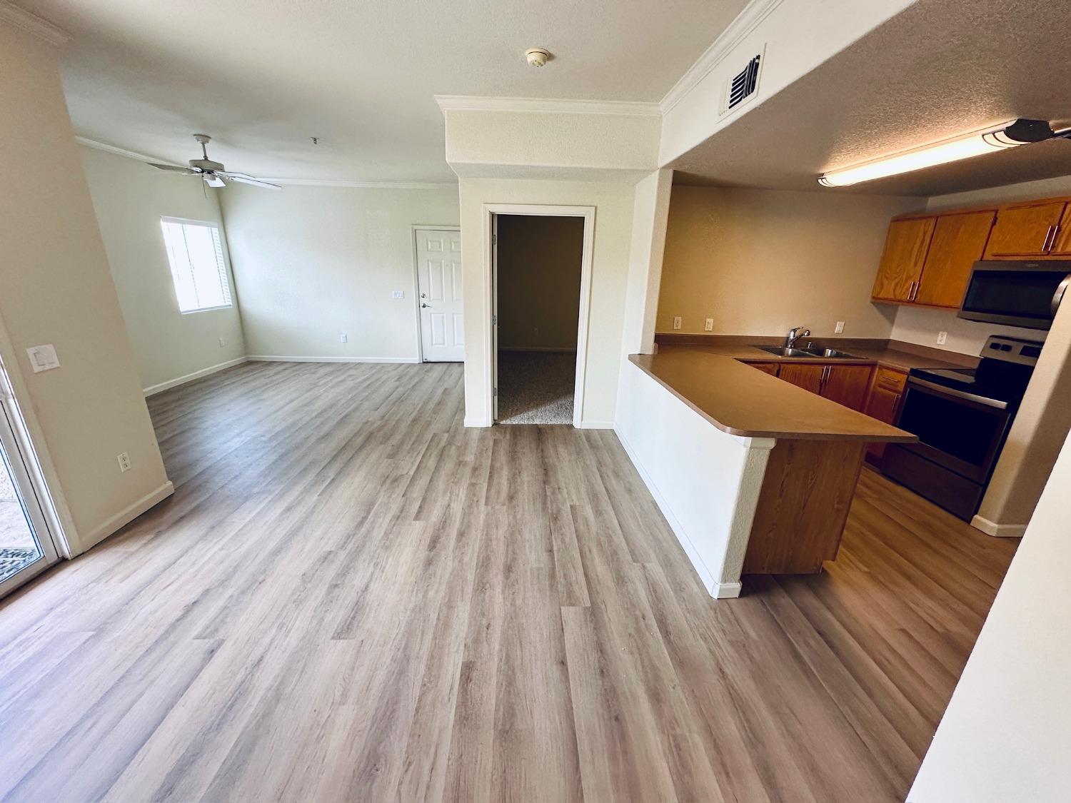 10001 Woodcreek Oaks Boulevard 226