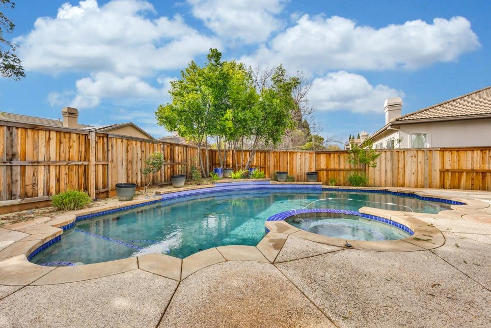 1315 Crystal Hollow Court